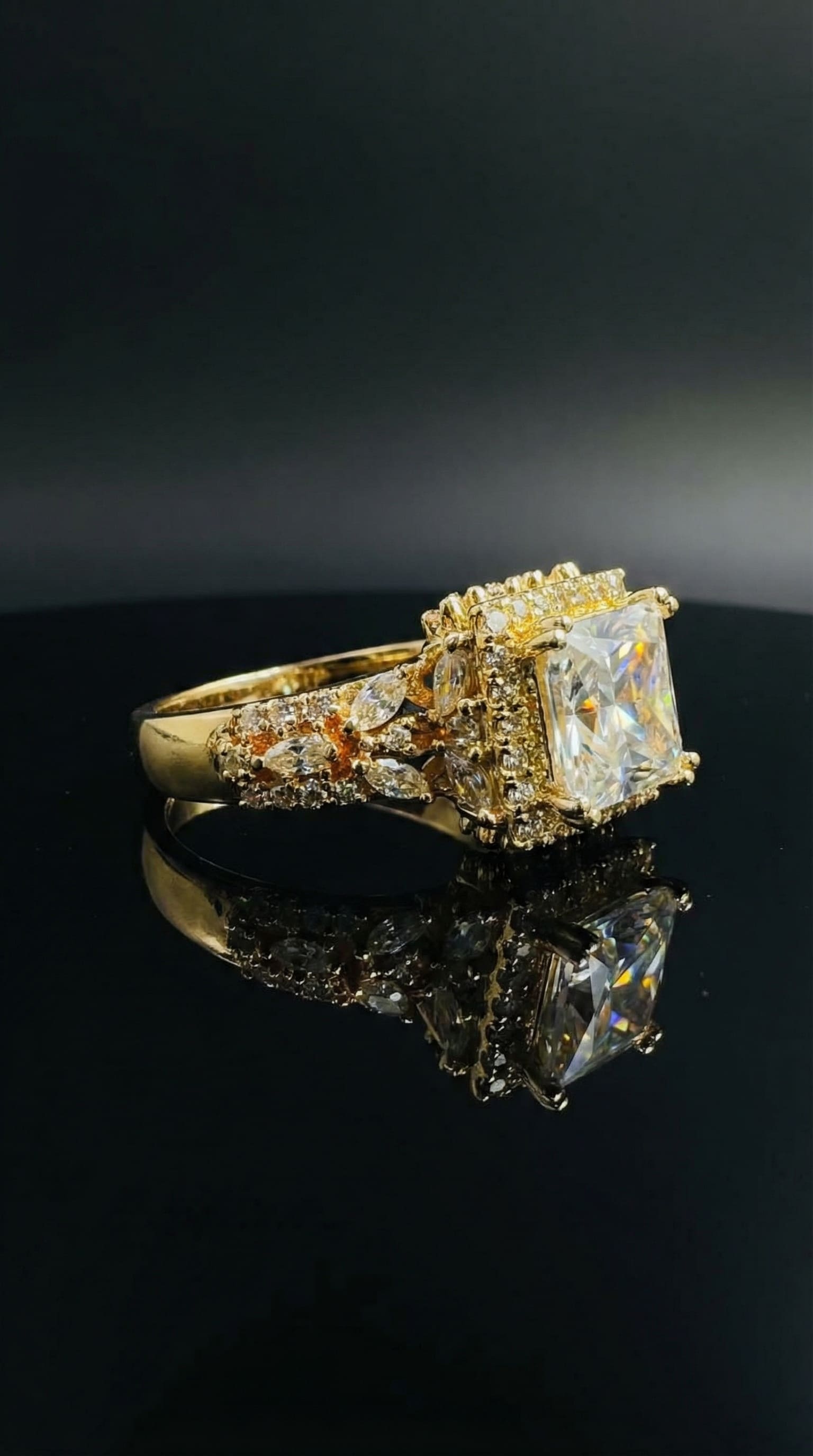 Royal Elegance Gold-Plated Cluster Ring